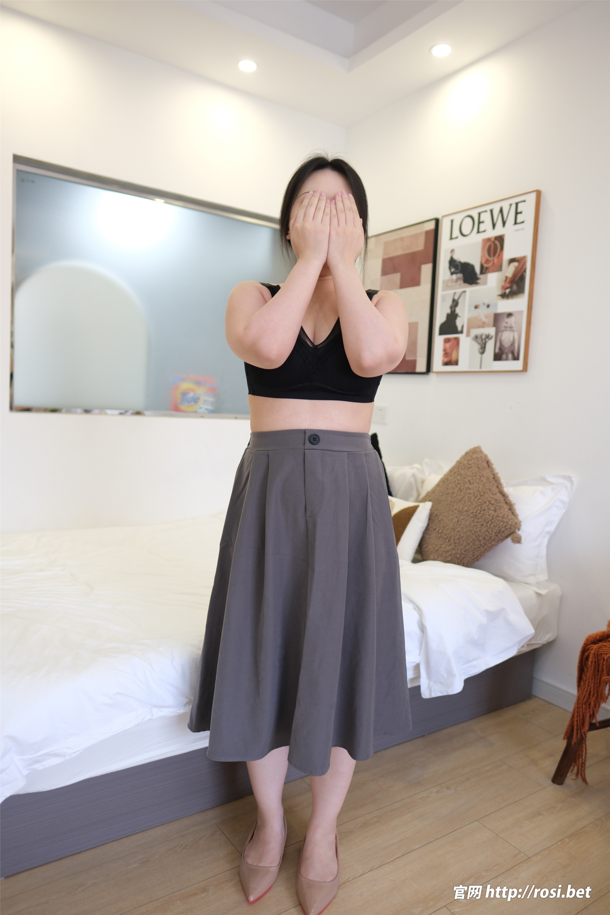 ROSI写真 2025.08.04 NO.4991